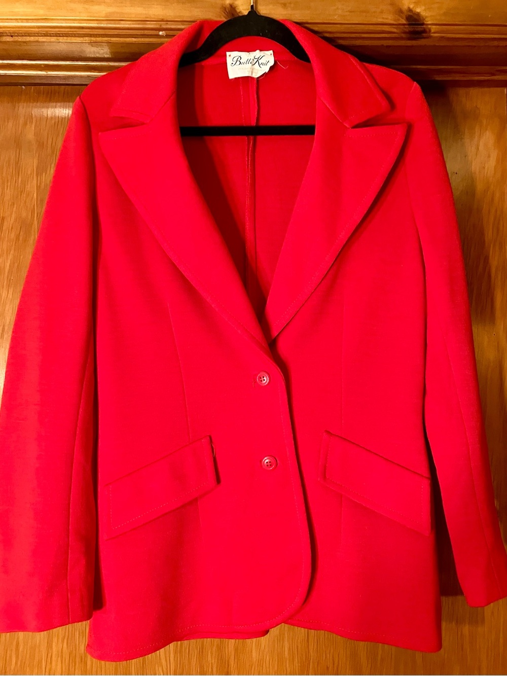 Vintage Butte Knit Women’s M Red Solid Button Front Mid-Length Jacket